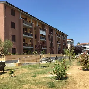 Elena Italia